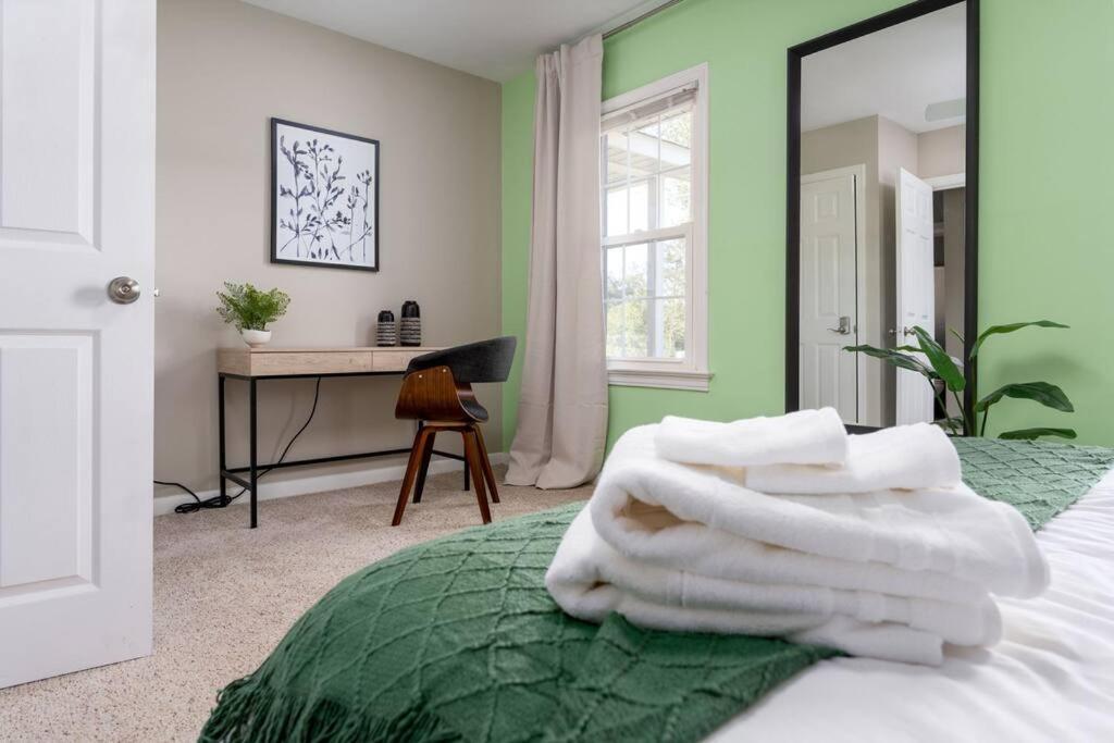 Serenity Beach House In Central Ilm W/ King Bed Уилмингтън Екстериор снимка